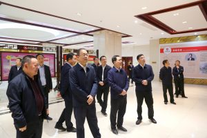 孫洪山副省長(zhǎng)到仁和集團(tuán)視察調(diào)研